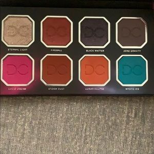 Makeup palette